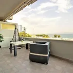 Znjan Beachfront Balcony 2plus2 Sea View Apartman