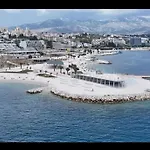 Znjan Beachfront Balcony 2plus2 Sea View Apartman *