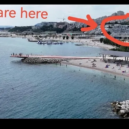 Znjan Beachfront Balcony 2plus2 Sea View Apartament Split