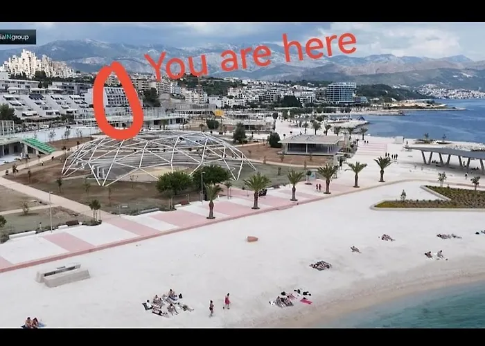 Znjan Beachfront Balcony 2plus2 Sea View דירה ספליט