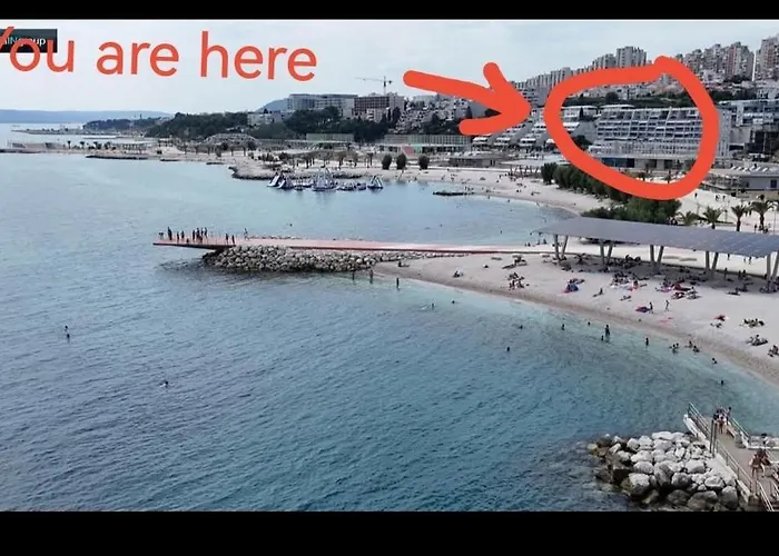 Znjan Beachfront Balcony 2plus2 Sea View דירה ספליט